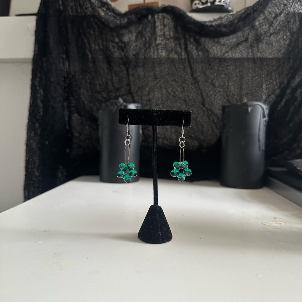 Dangle‎ Bead Flower Earrings Green - Picture 2 of 3
